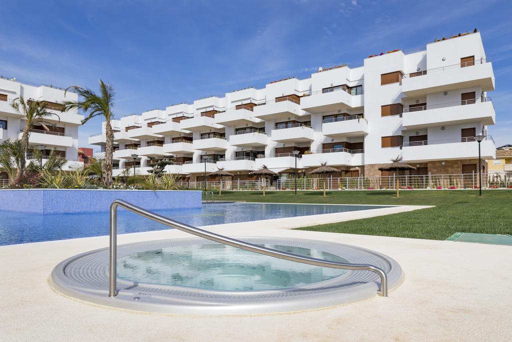 Terrazas De Campoamor By Mar Holidays Orihuela Exteriör bild